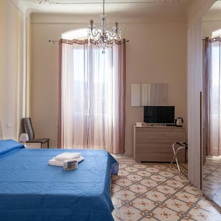 Rent Rooms La Spezia Buitenkant foto