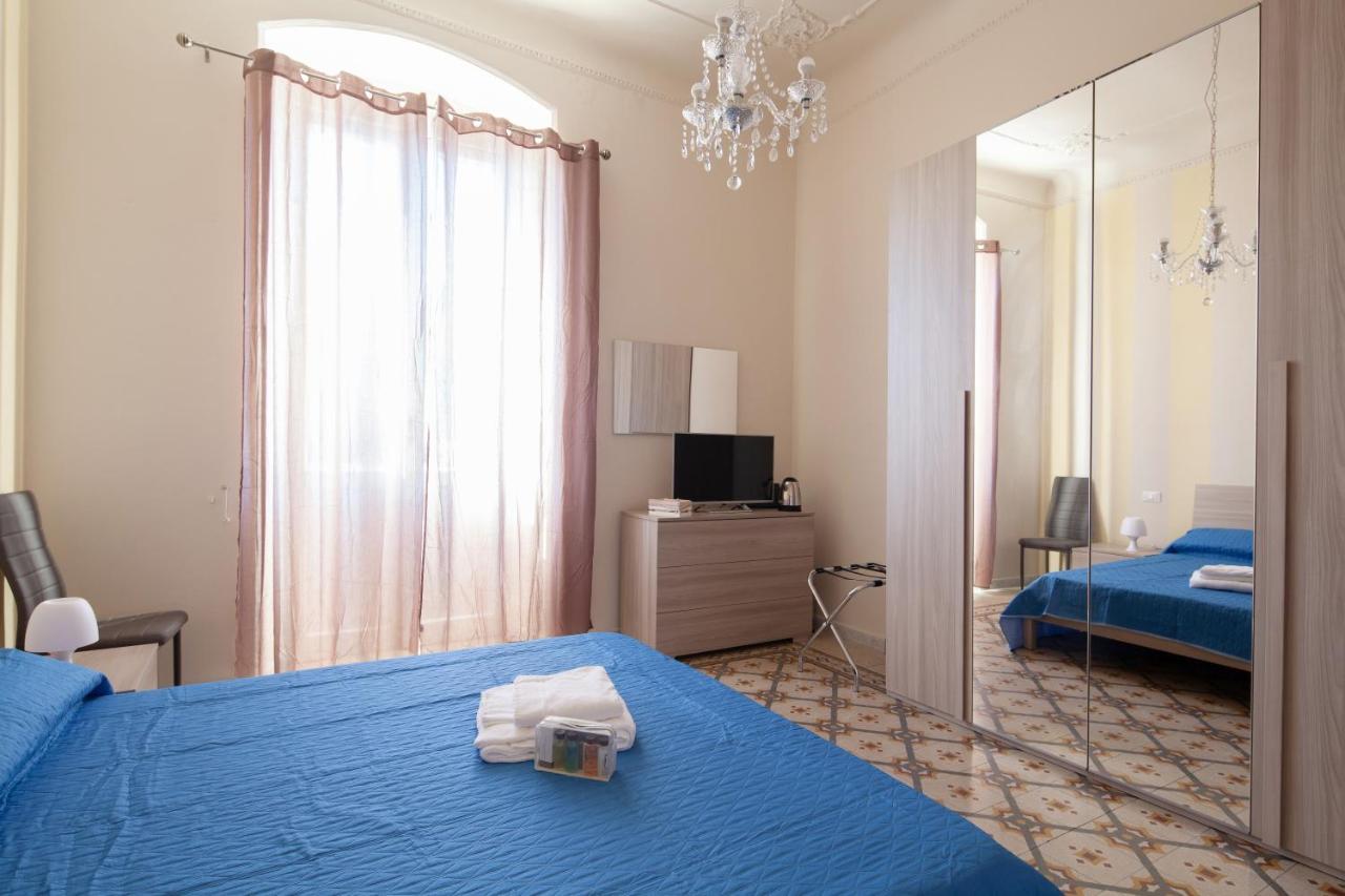 Rent Rooms La Spezia Buitenkant foto