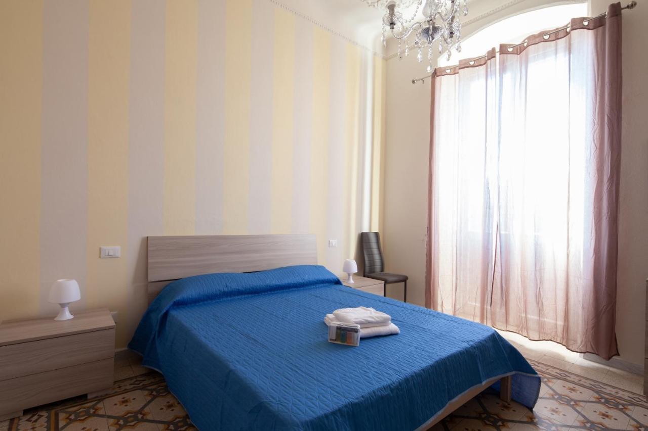 Rent Rooms La Spezia Buitenkant foto